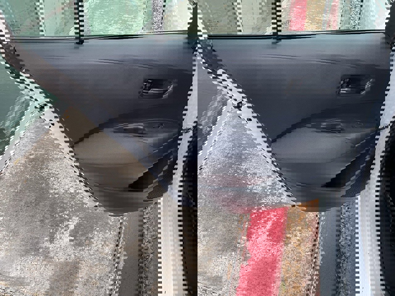 Used 2025 Toyota Corolla LE image 17