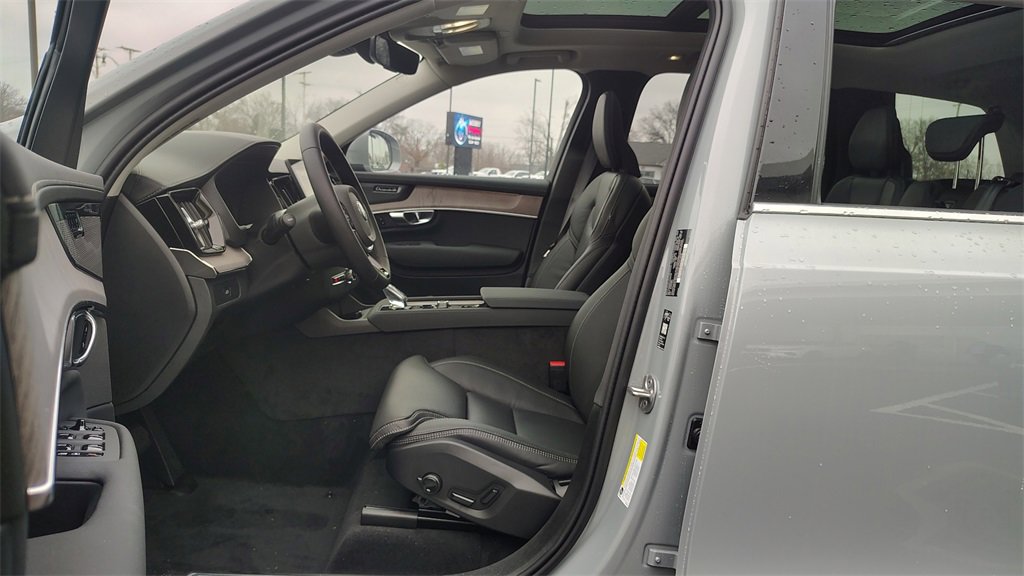 New 2026 Volvo XC90 B6 Ultra image 7