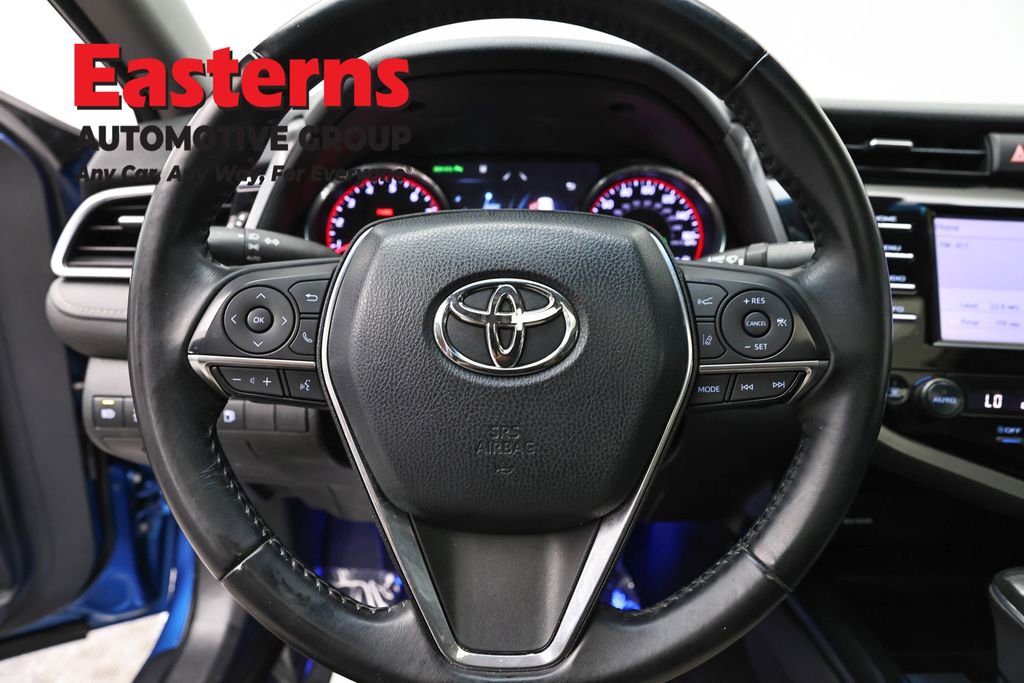 Used 2018 Toyota Camry XSE FWD image 10