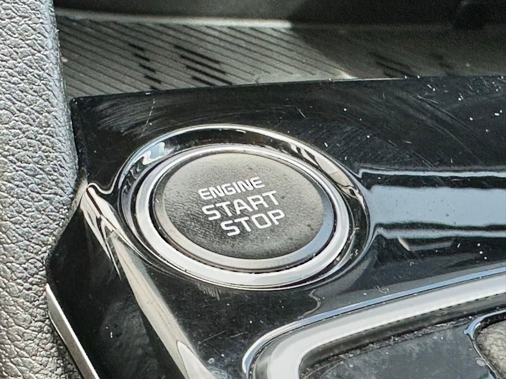 Used 2024 Kia Sportage EX image 15