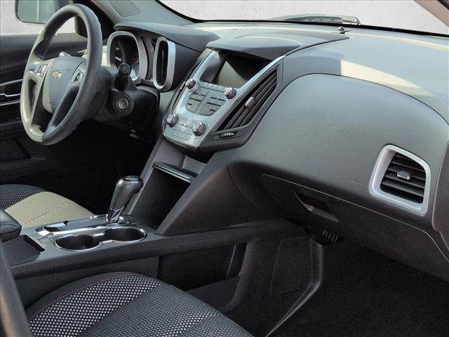 Used 2017 Chevrolet Equinox LS FWD image 21