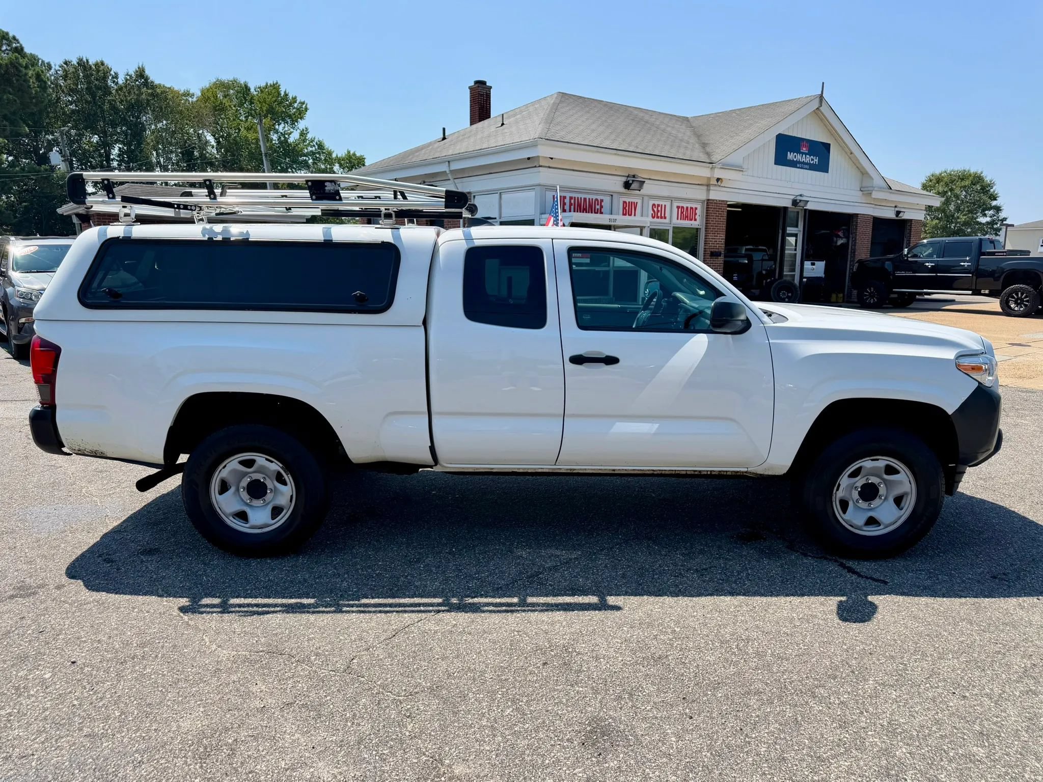 Used 2020 Toyota Tacoma SR RWD image 6