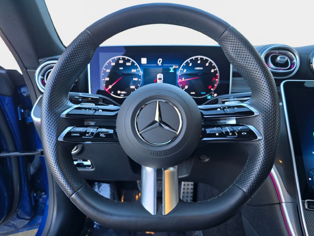 Used 2025 Mercedes-Benz CLE 300 4MATIC Coupe image 19