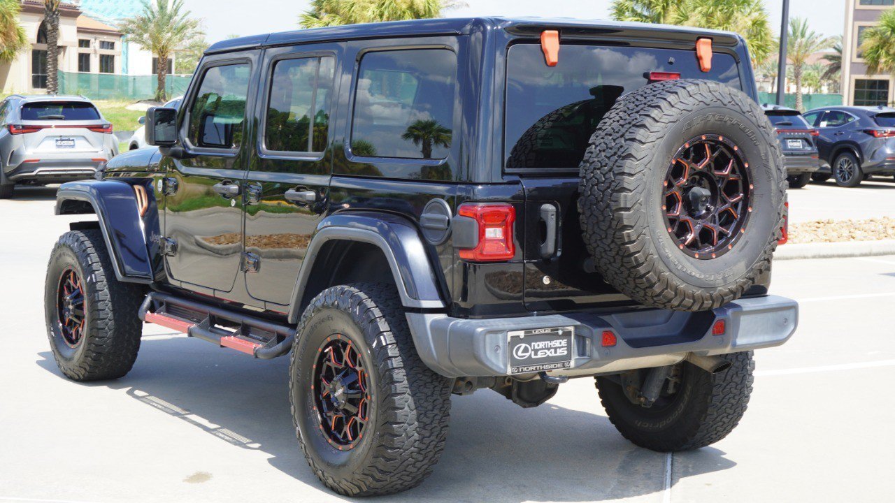 Used 2019 Jeep Wrangler Unlimited Sahara w/ Quick Order Package 24M Moab AWD/4WD image 8