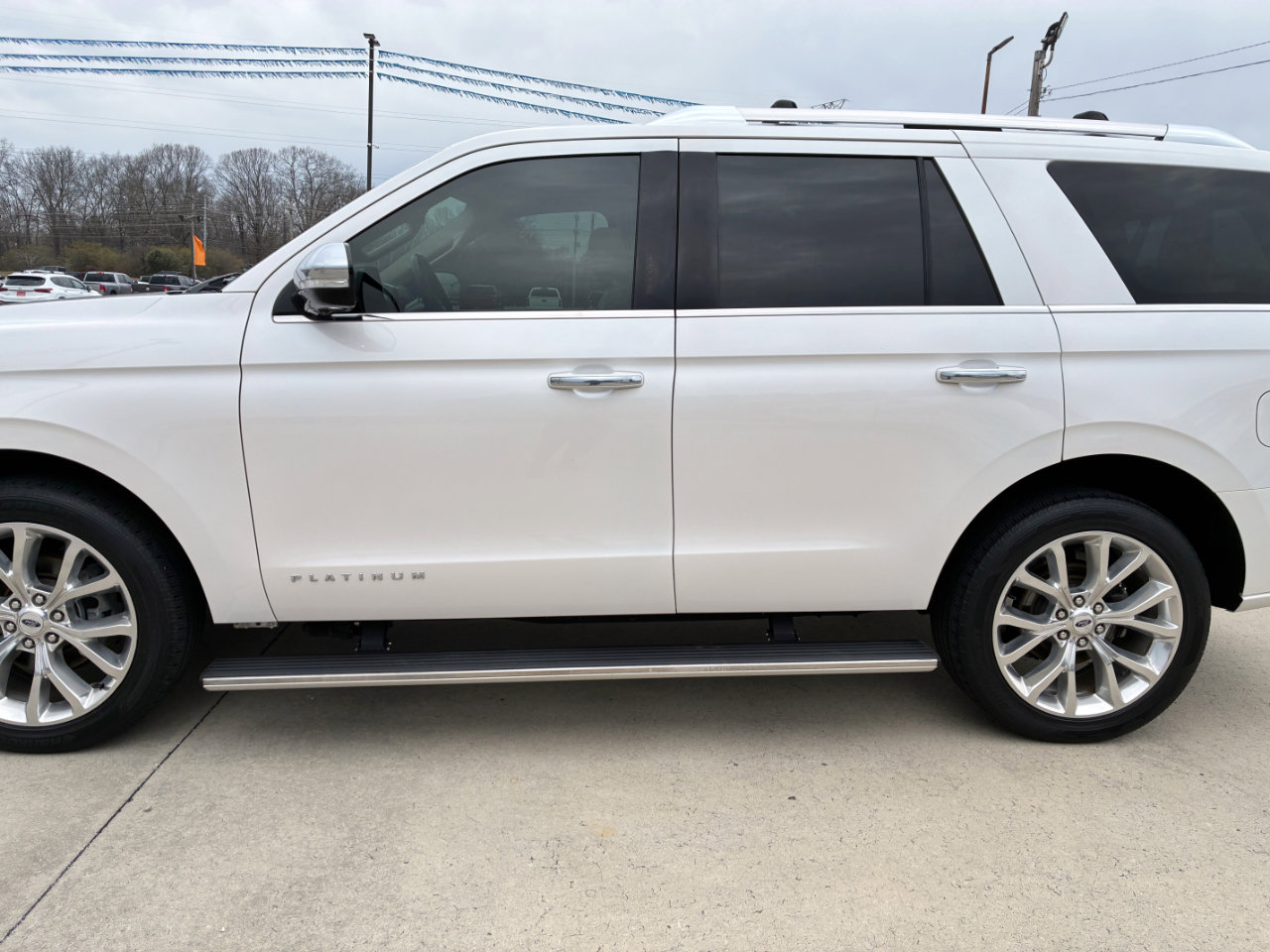 Used 2019 Ford Expedition Platinum image 8
