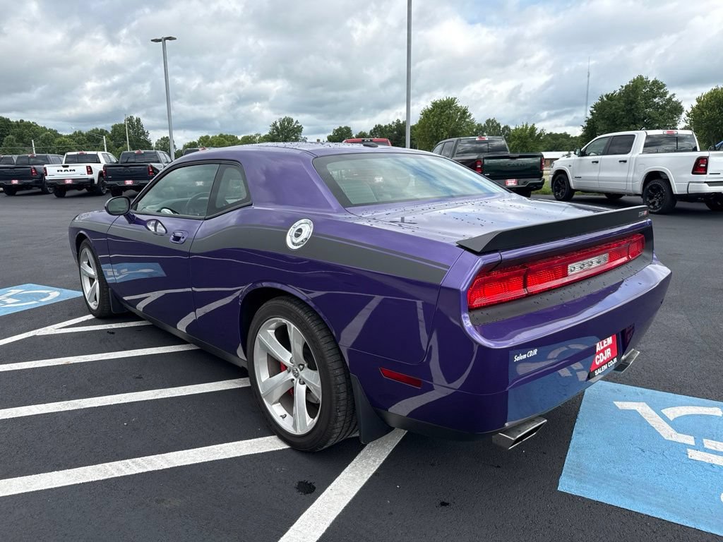 Used 2010 Dodge Challenger SRT8 w/ SRT Option Group II RWD image 6