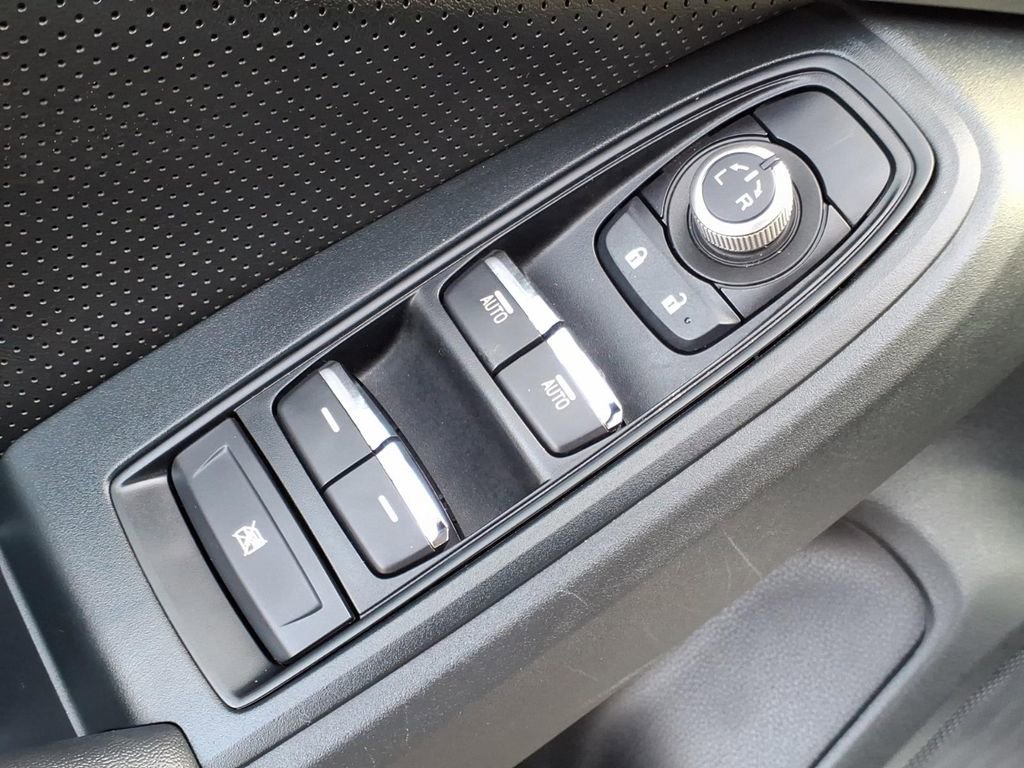 Used 2022 Subaru Crosstrek 2.5i Limited image 11