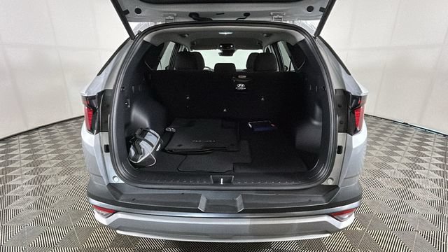 Used 2026 Hyundai Tucson SEL FWD image 28