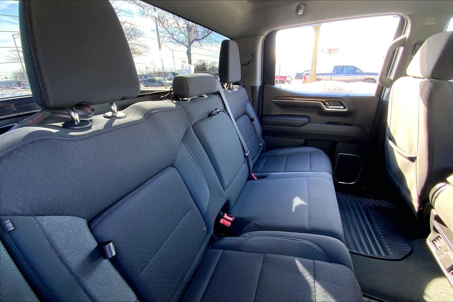 Used 2023 GMC Sierra 1500 Elevation image 16