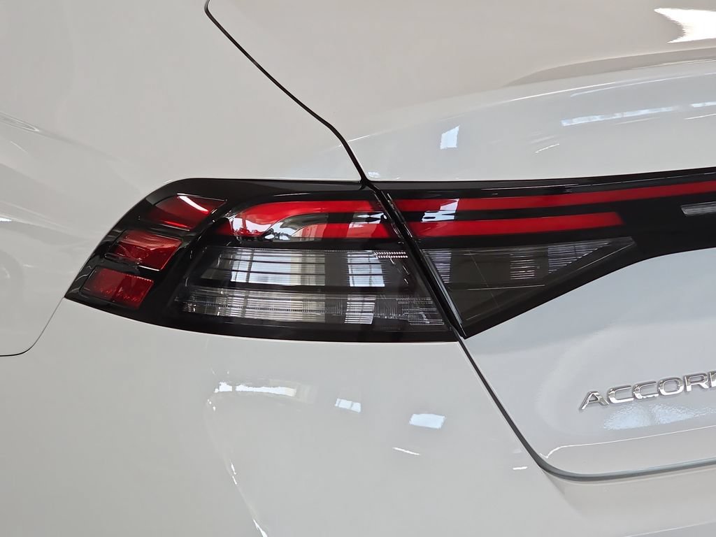 Used 2025 Honda Accord LX image 31
