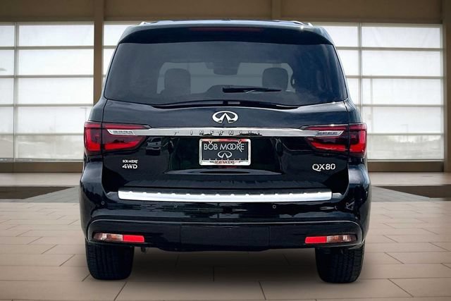 Used 2024 INFINITI QX80 Sensory AWD/4WD image 4
