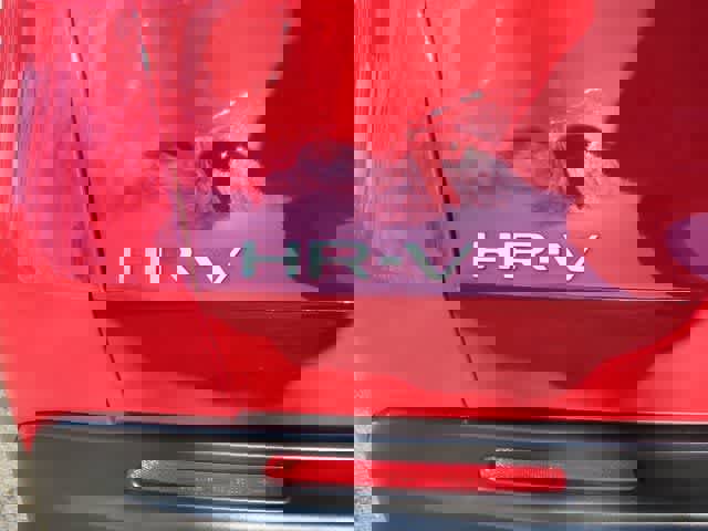 Certified 2025 Honda HR-V Sport image 7