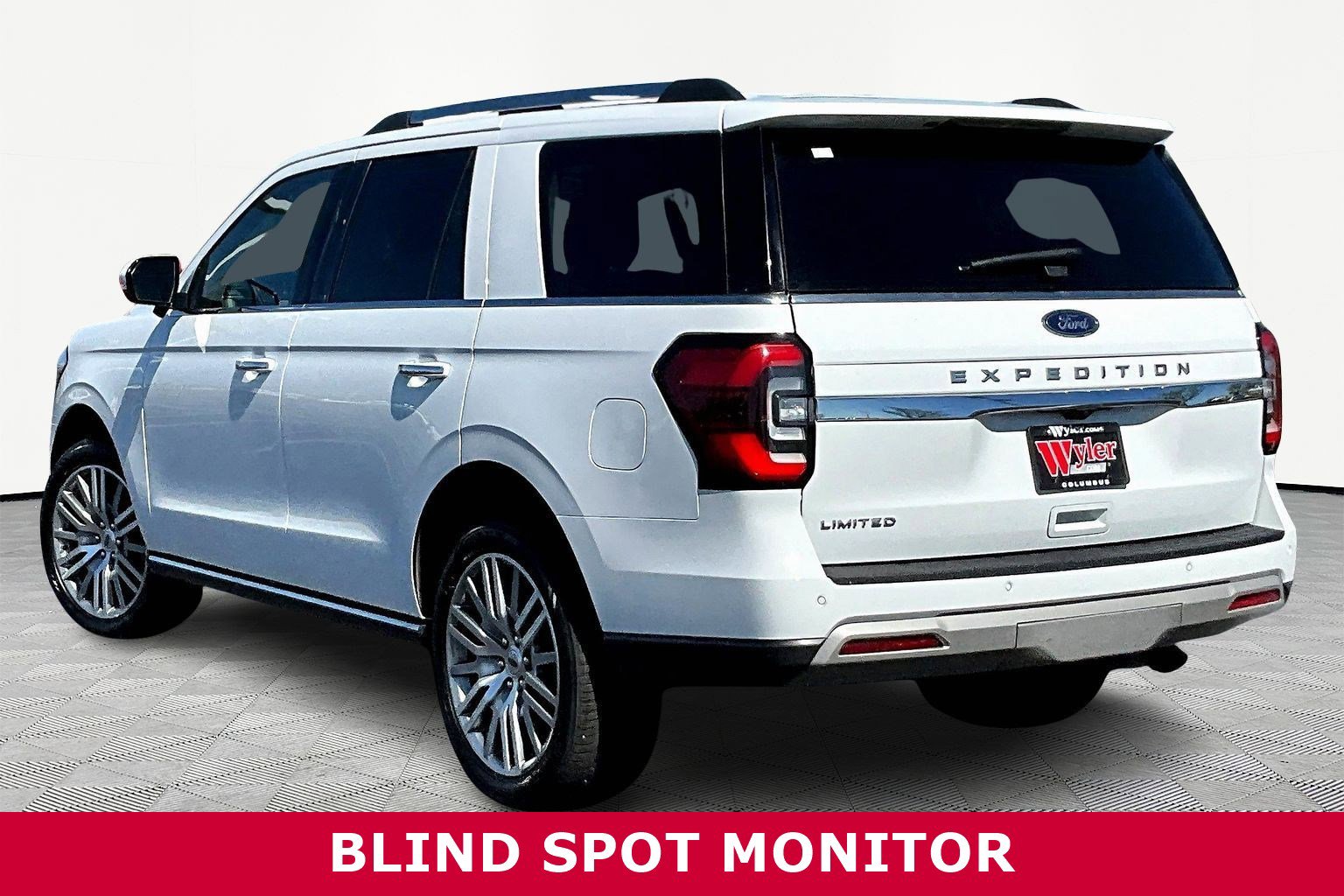 Used 2023 Ford Expedition Limited image 4