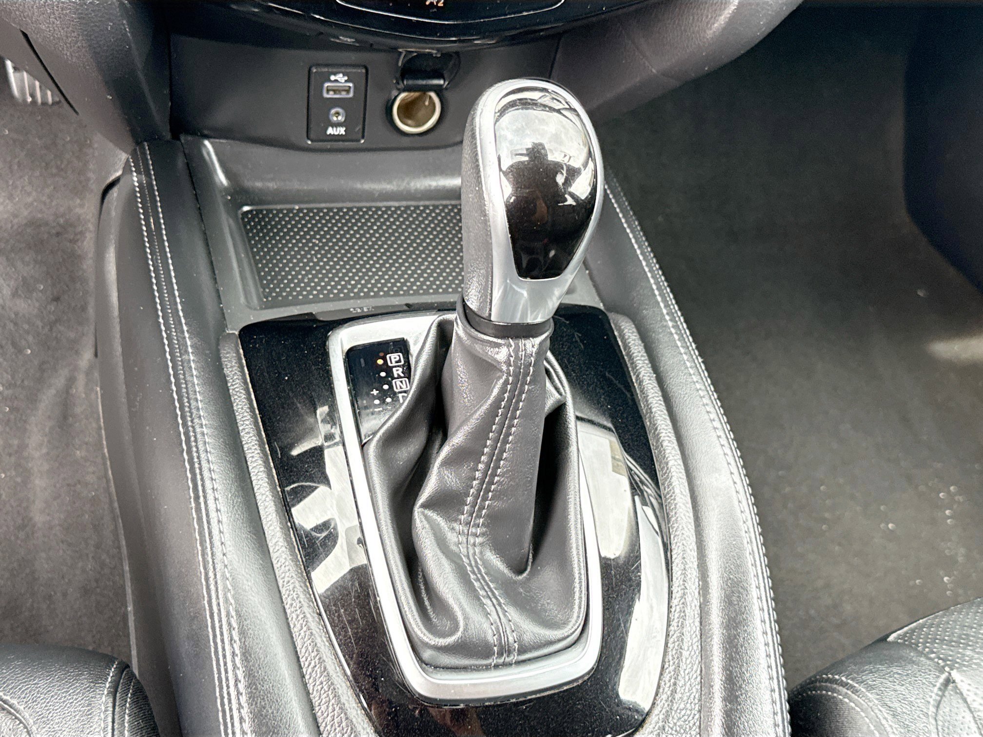 Used 2017 Nissan Rogue SL image 14