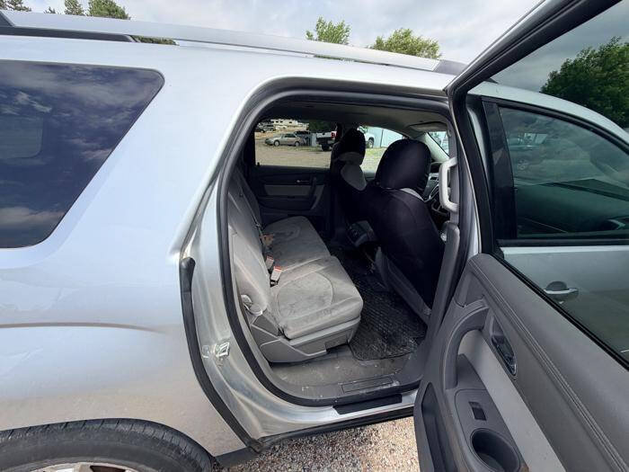 Used 2014 GMC Acadia SLE FWD image 27