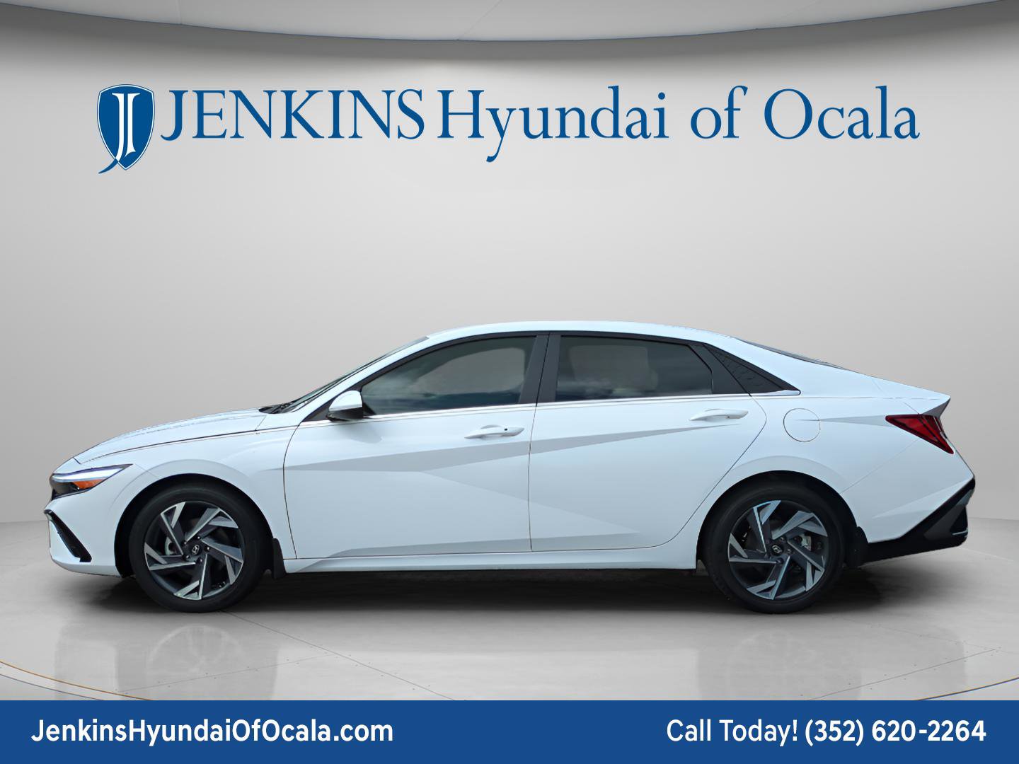 Certified 2025 Hyundai Elantra SEL FWD image 6