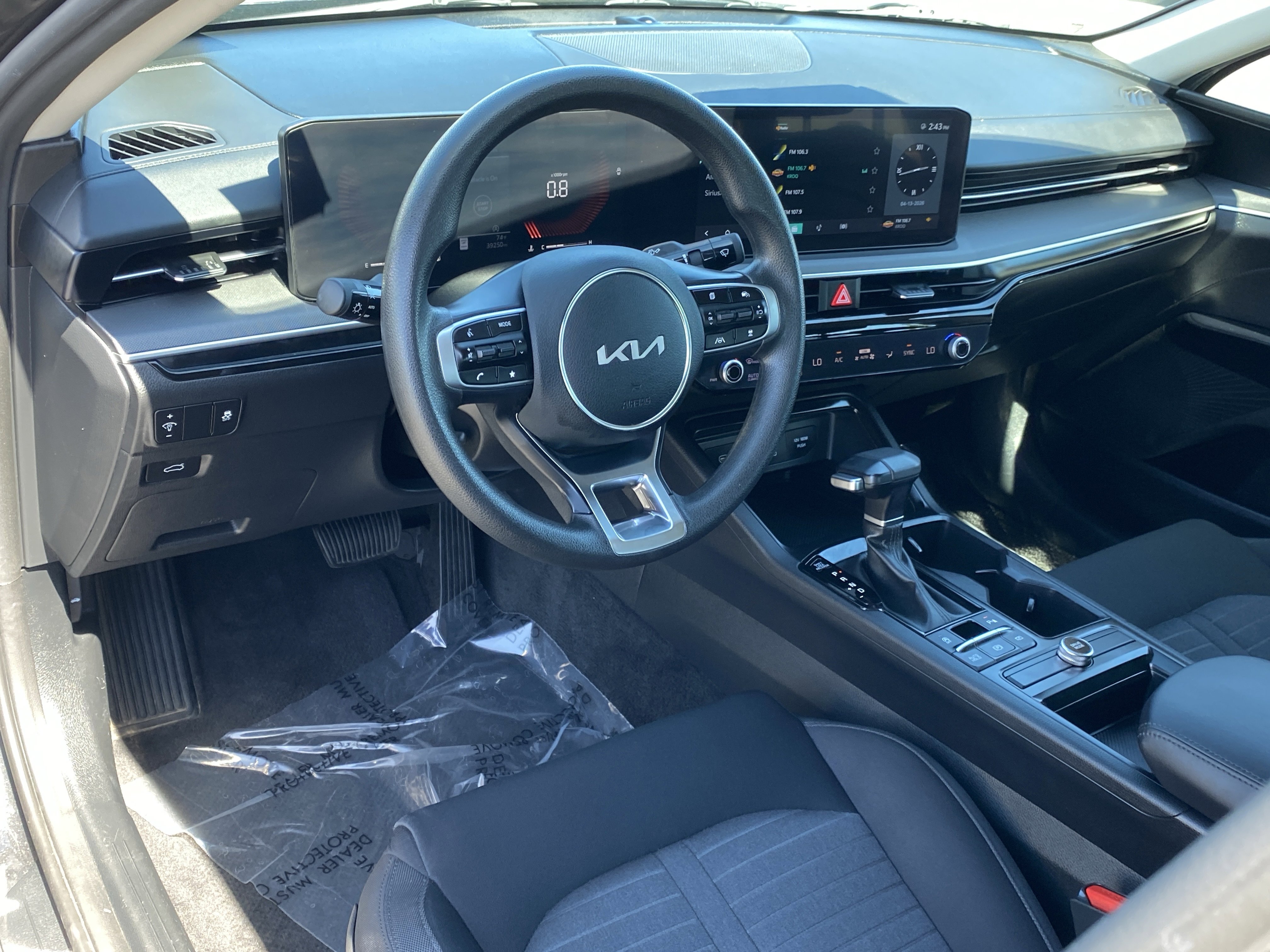 Used 2025 Kia K5 LXS FWD image 14