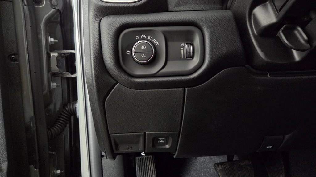 New 2026 RAM 2500 Big Horn AWD/4WD image 17