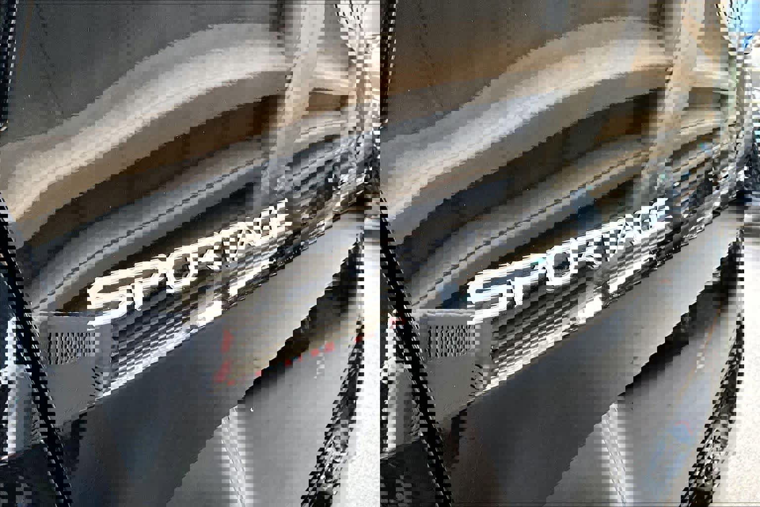 Used 2025 Kia Sportage SX image 9