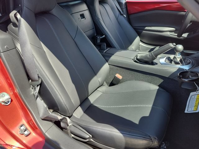 New 2026 MAZDA MX-5 Miata RF Grand Touring w/ Appearance Package RWD image 22