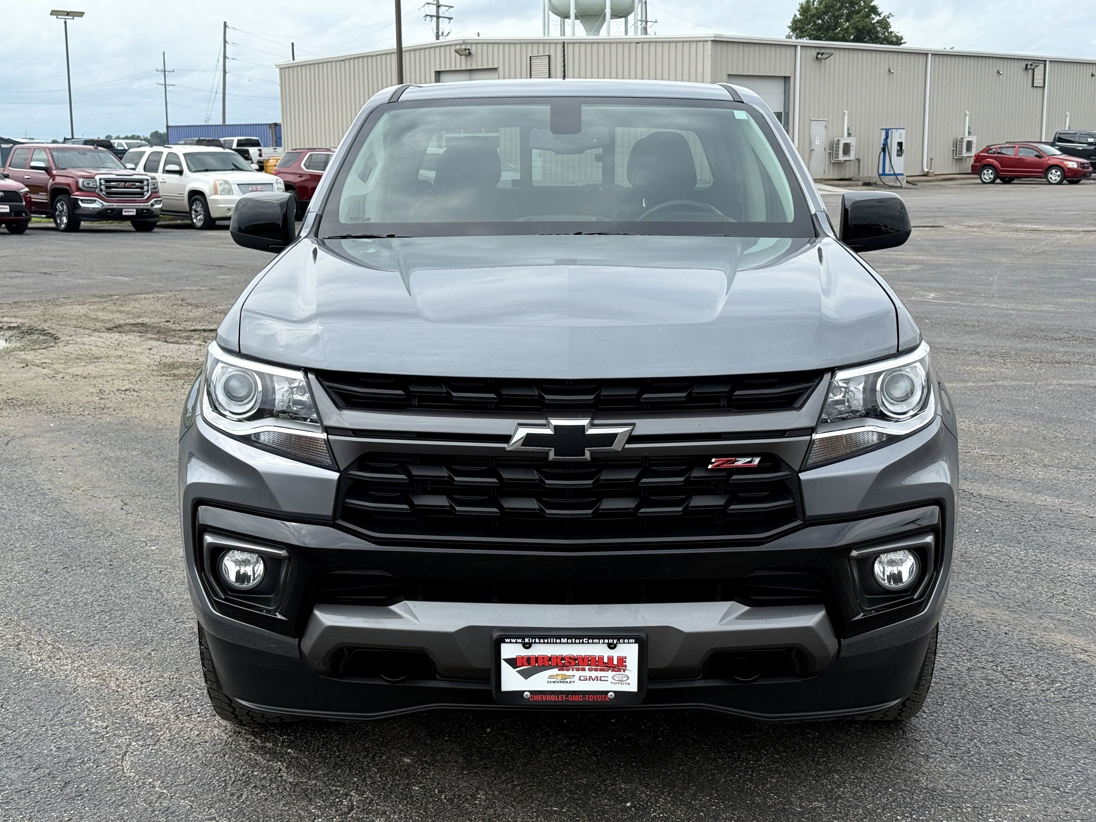 Used 2022 Chevrolet Colorado Z71 w/ LPO, Tonneau and Step Package image 9