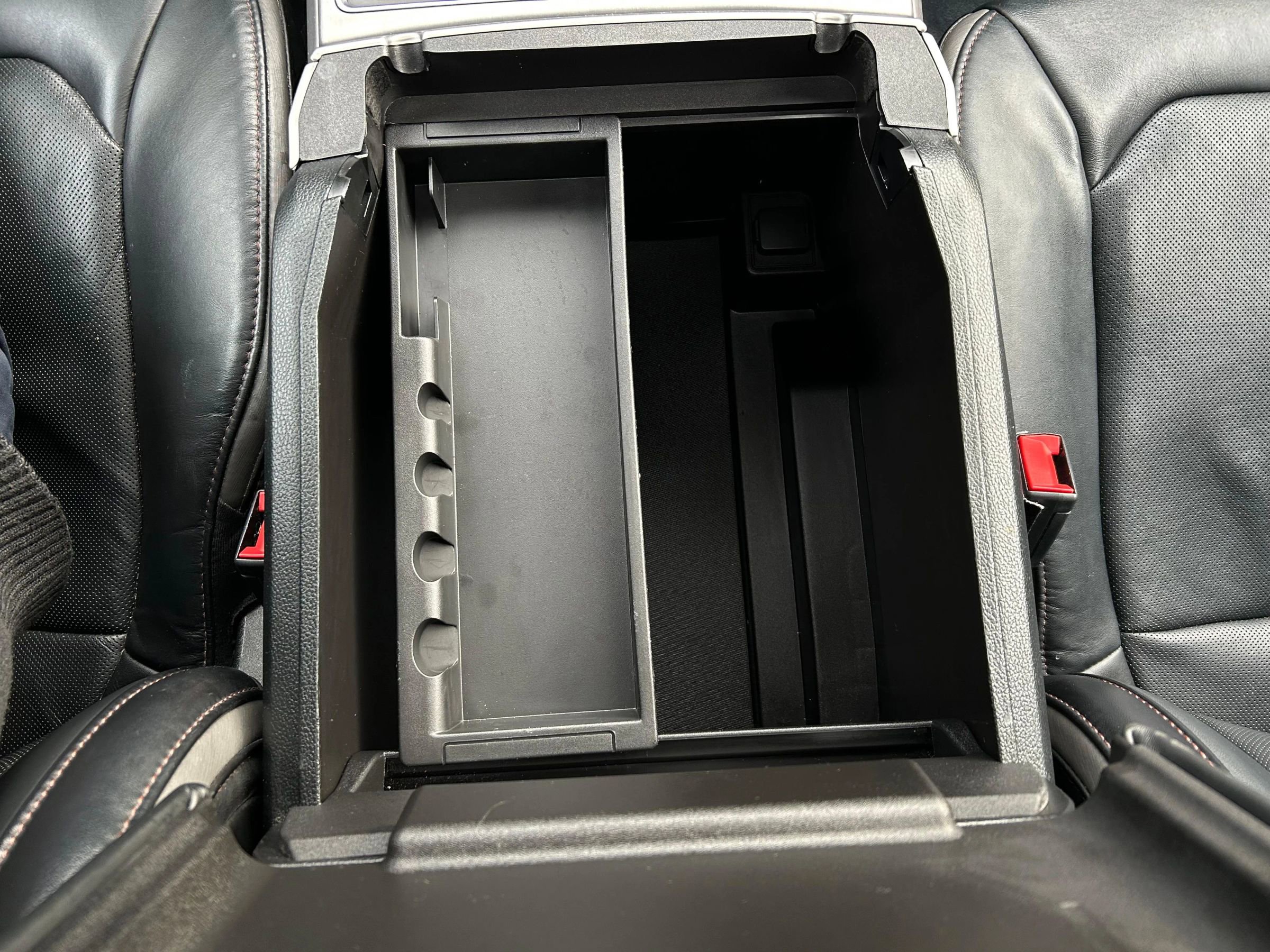 Used 2020 Ford F150 Platinum w/ Equipment Group 701A Luxury image 30