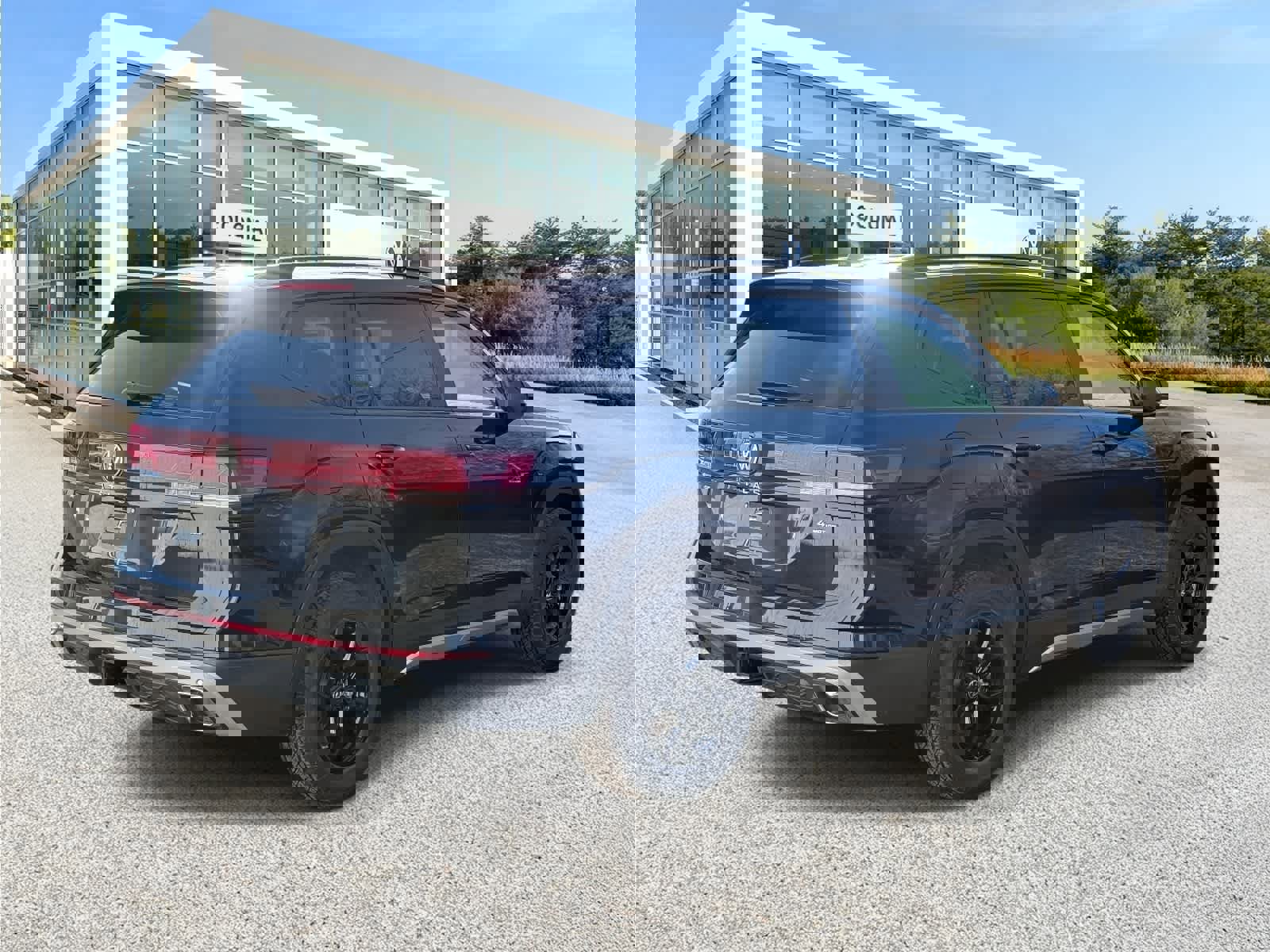 New 2026 Volkswagen Atlas Peak Edition image 5