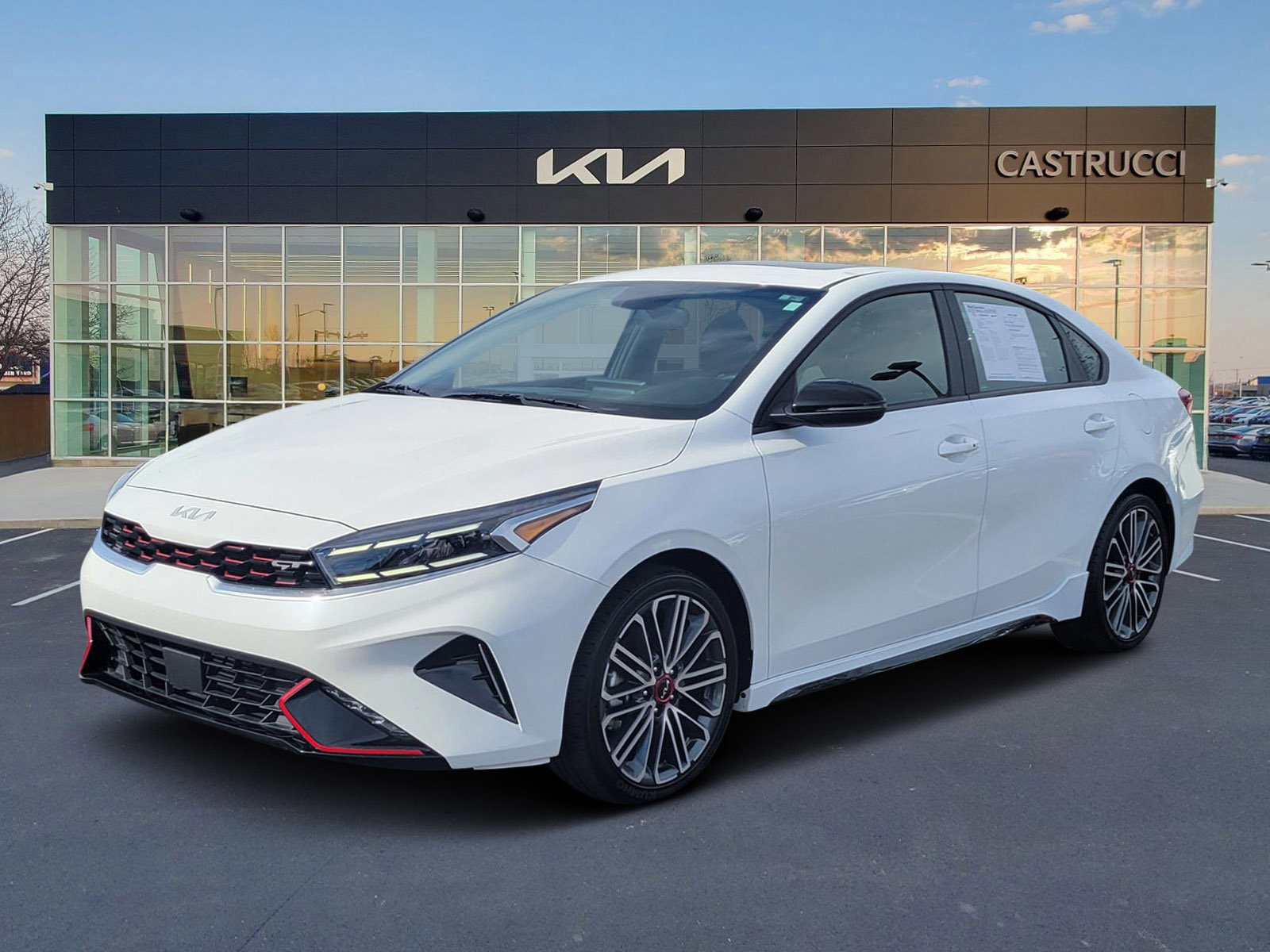 Used 2024 Kia Forte GT w/ GT2 Package image 2