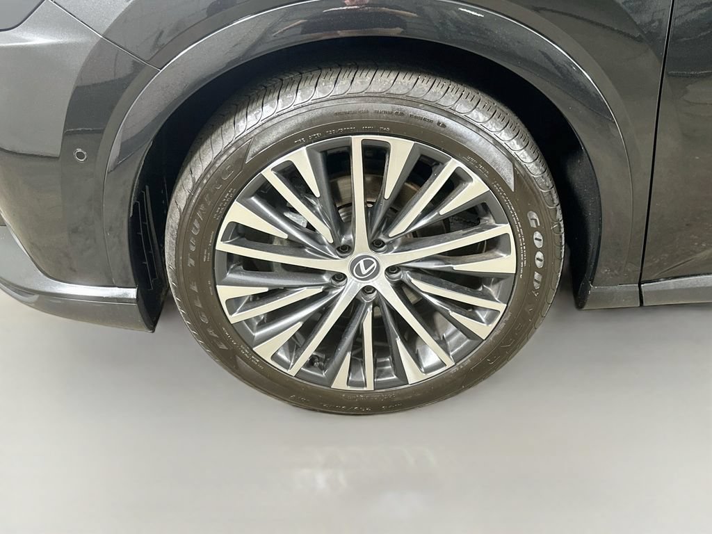 Used 2024 Lexus RX 350 Premium Plus w/ Convenience Package FWD image 8