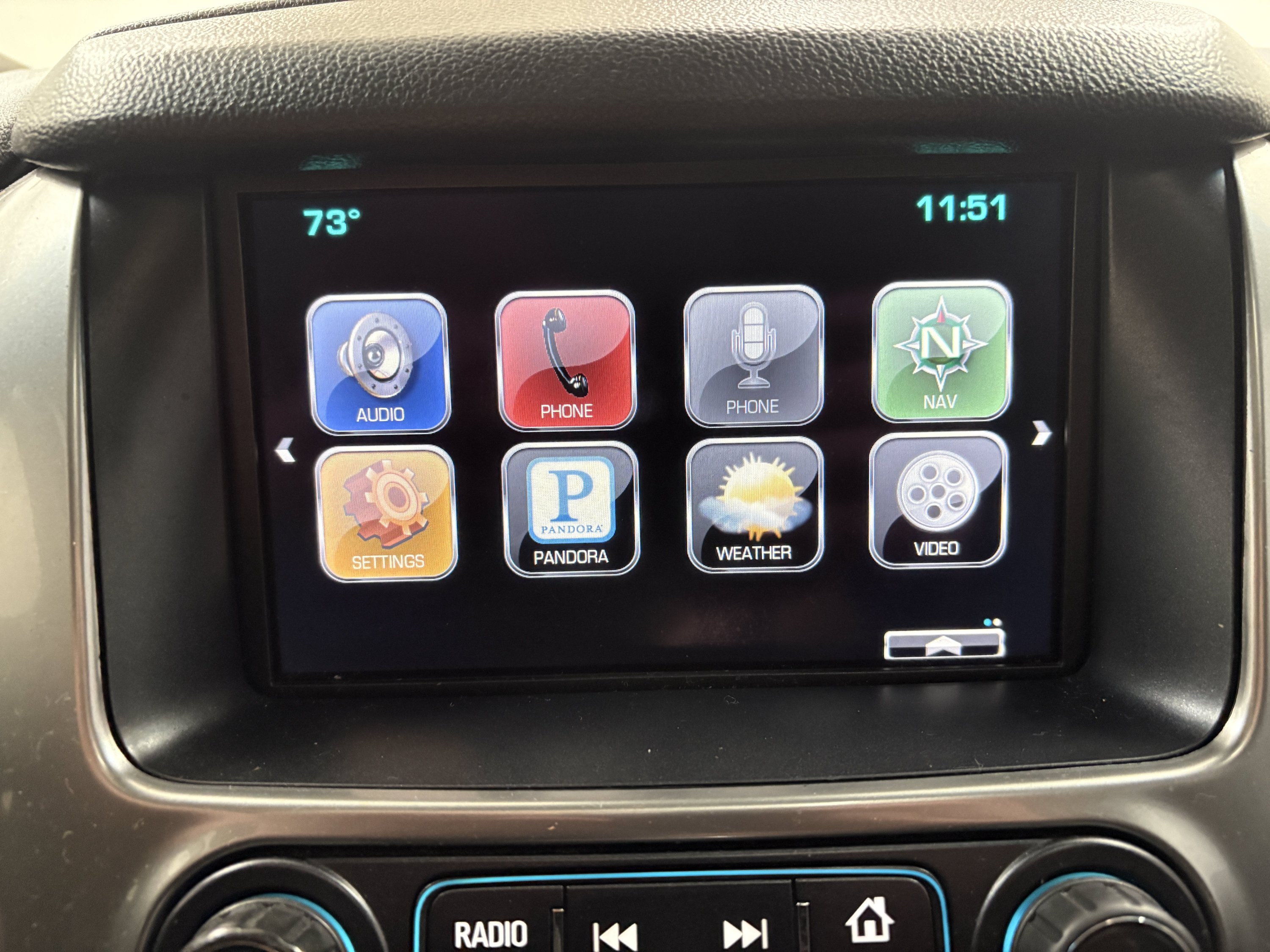 Used 2015 Chevrolet Suburban LT AWD/4WD image 13