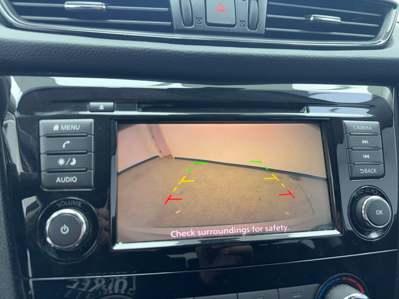 Used 2019 Nissan Rogue S w/ Special Edition Package FWD image 18