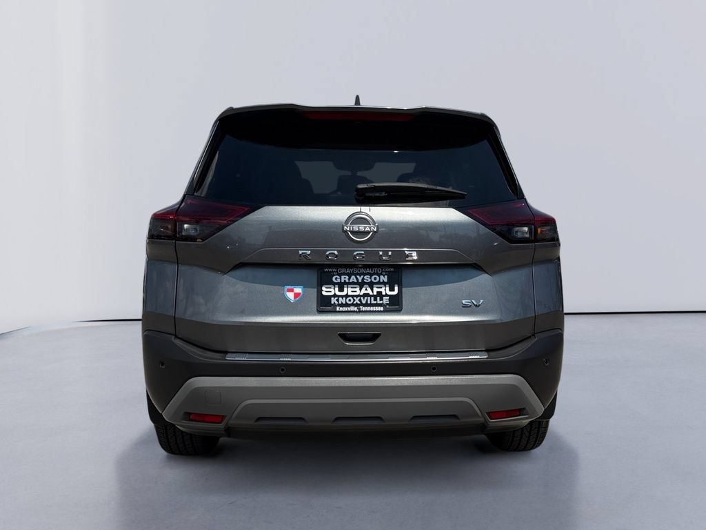 Used 2023 Nissan Rogue SV FWD image 4