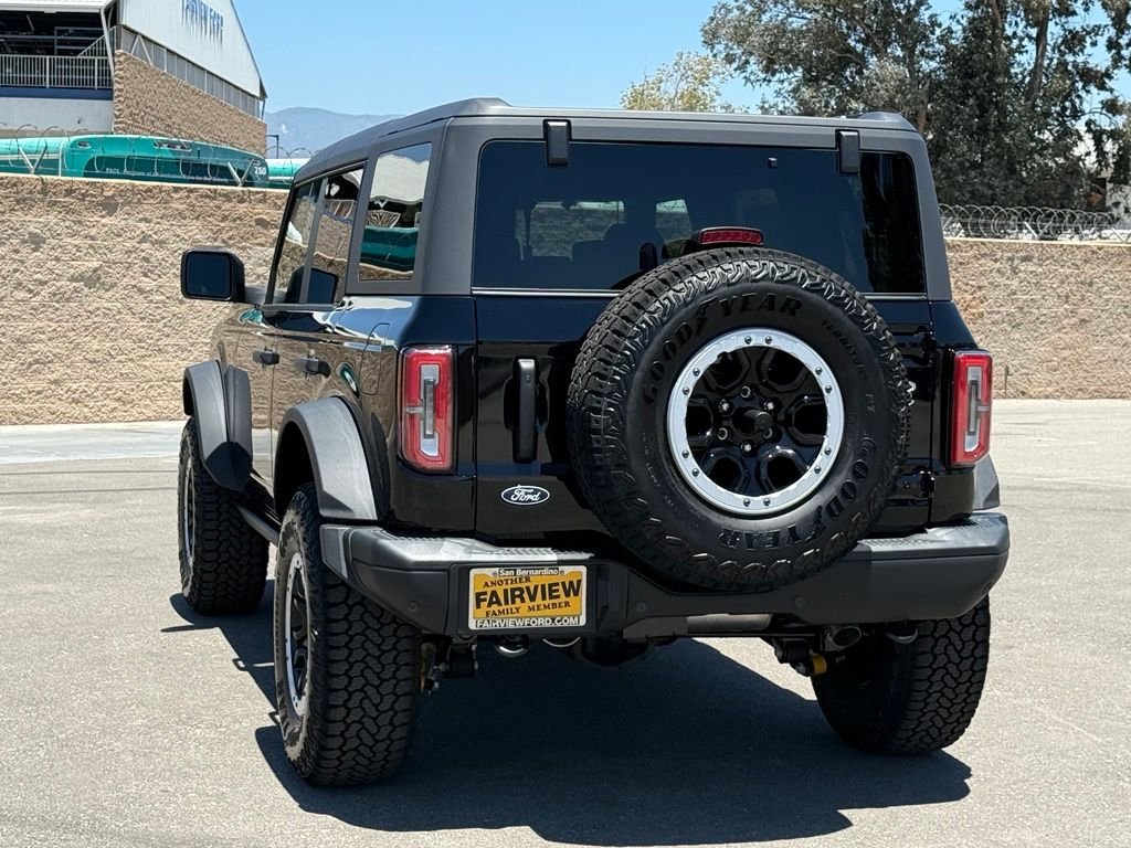 New 2026 Ford Bronco Badlands w/ Sasquatch Package AWD/4WD image 4