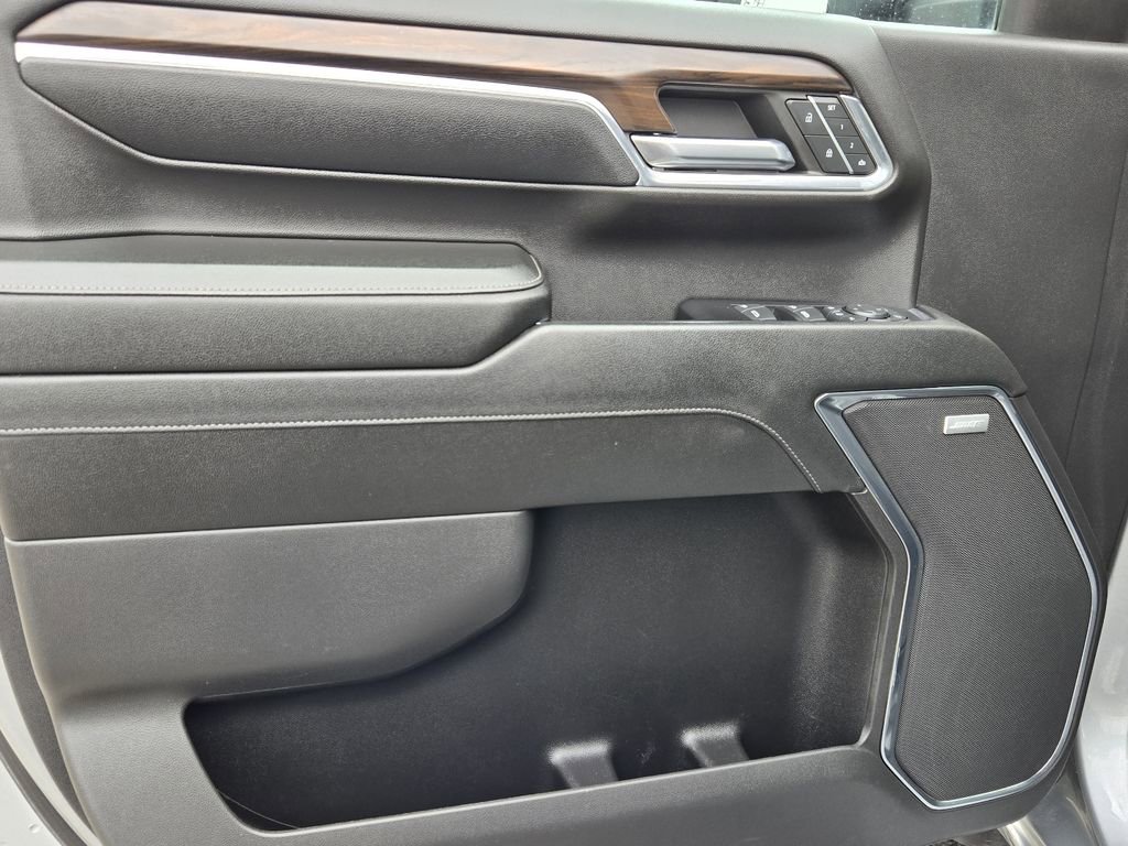 Used 2024 GMC Sierra 3500 SLT w/ SLT Premium Package AWD/4WD image 22