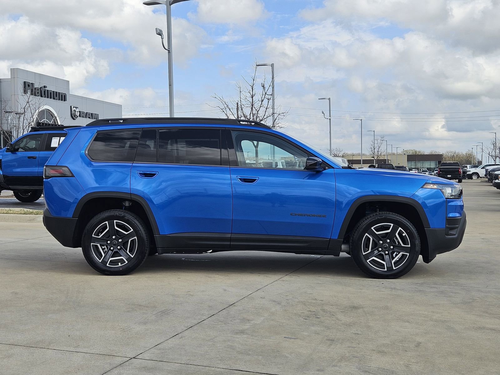 New 2026 Jeep Cherokee Limited image 7