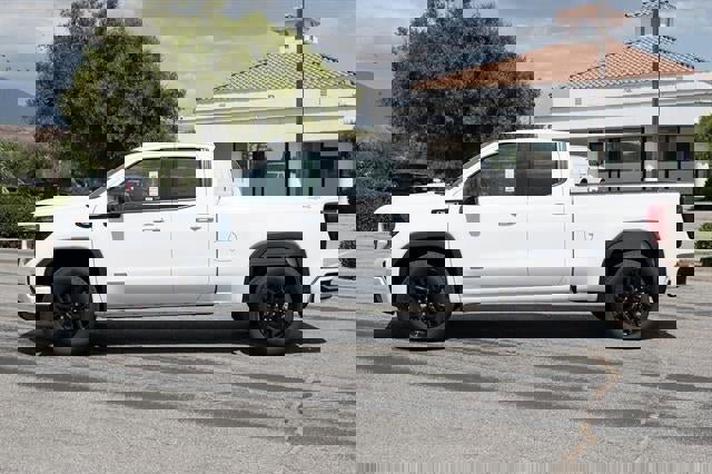Used 2024 GMC Sierra 1500 Elevation image 39