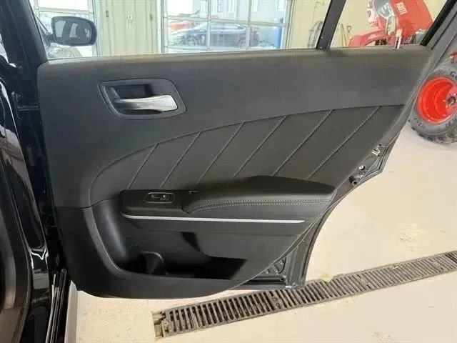 Used 2022 Dodge Charger GT image 17