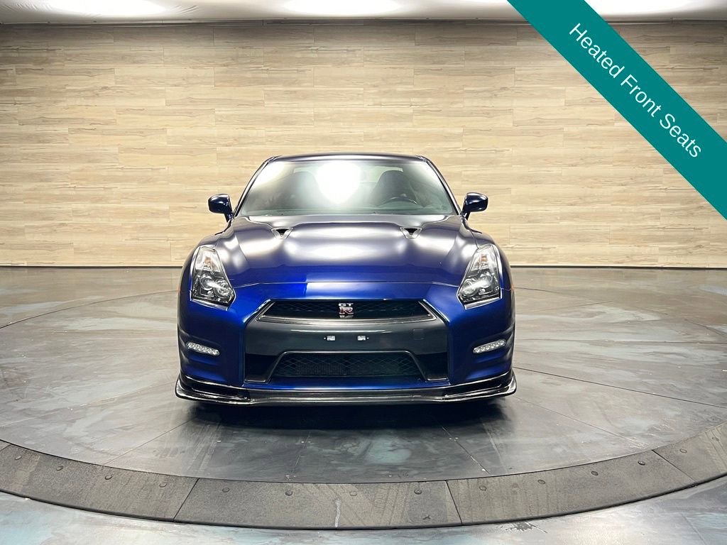 Used 2013 Nissan GT-R Premium AWD/4WD image 4
