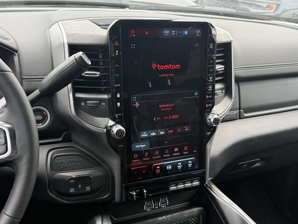 New 2026 RAM 2500 Laramie AWD/4WD image 8