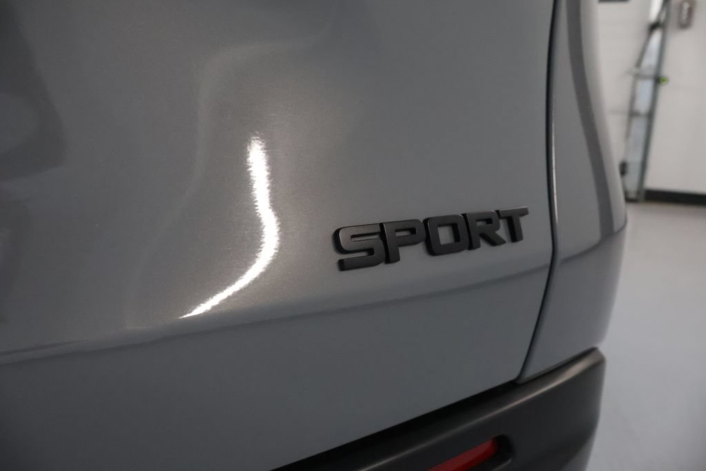 Used 2025 Honda HR-V Sport image 11