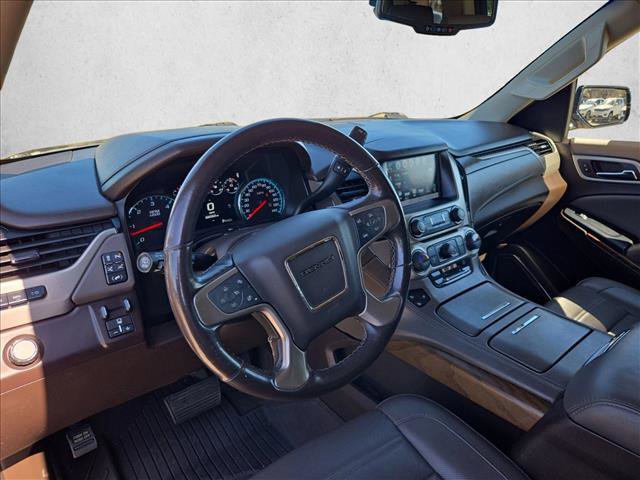 Used 2019 GMC Yukon Denali w/ Denali Ultimate Package image 10