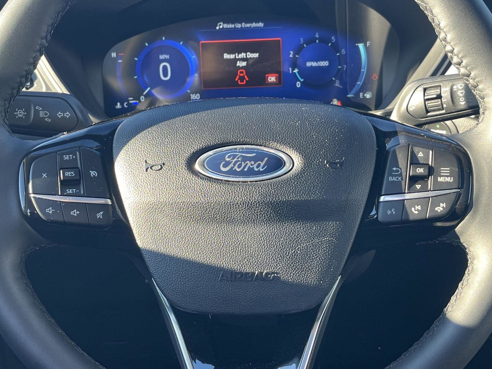 Used 2022 Ford Escape SEL w/ Technology Package image 24