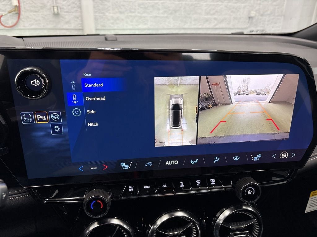 New 2026 Chevrolet Blazer EV LT AWD/4WD image 36