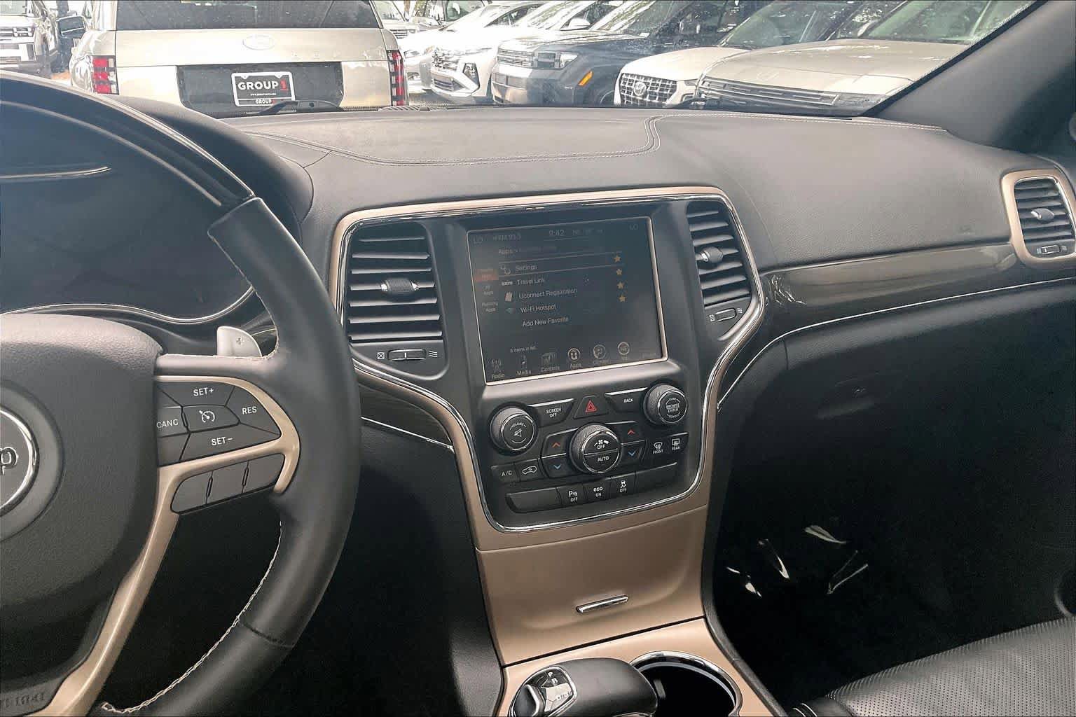 Used 2015 Jeep Grand Cherokee Overland RWD image 7