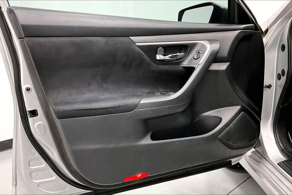 Used 2015 Nissan Altima 2.5 S image 20