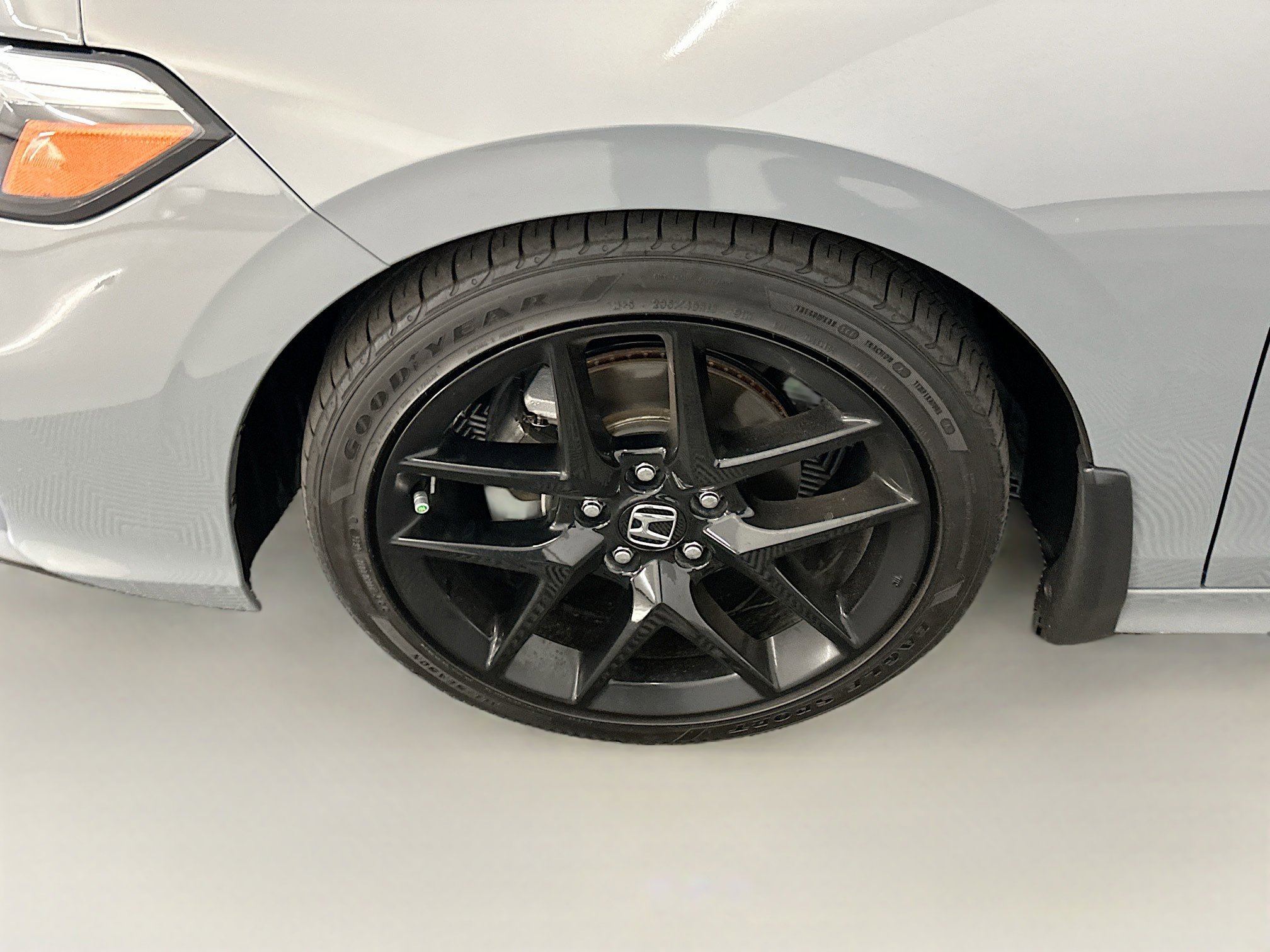 Used 2025 Honda Civic Sport image 11