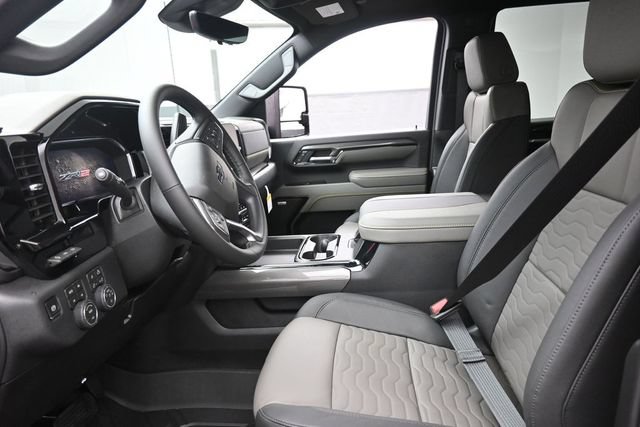 New 2026 Chevrolet Silverado 2500 ZR2 w/ LPO, Dark Essentials Package AWD/4WD image 8