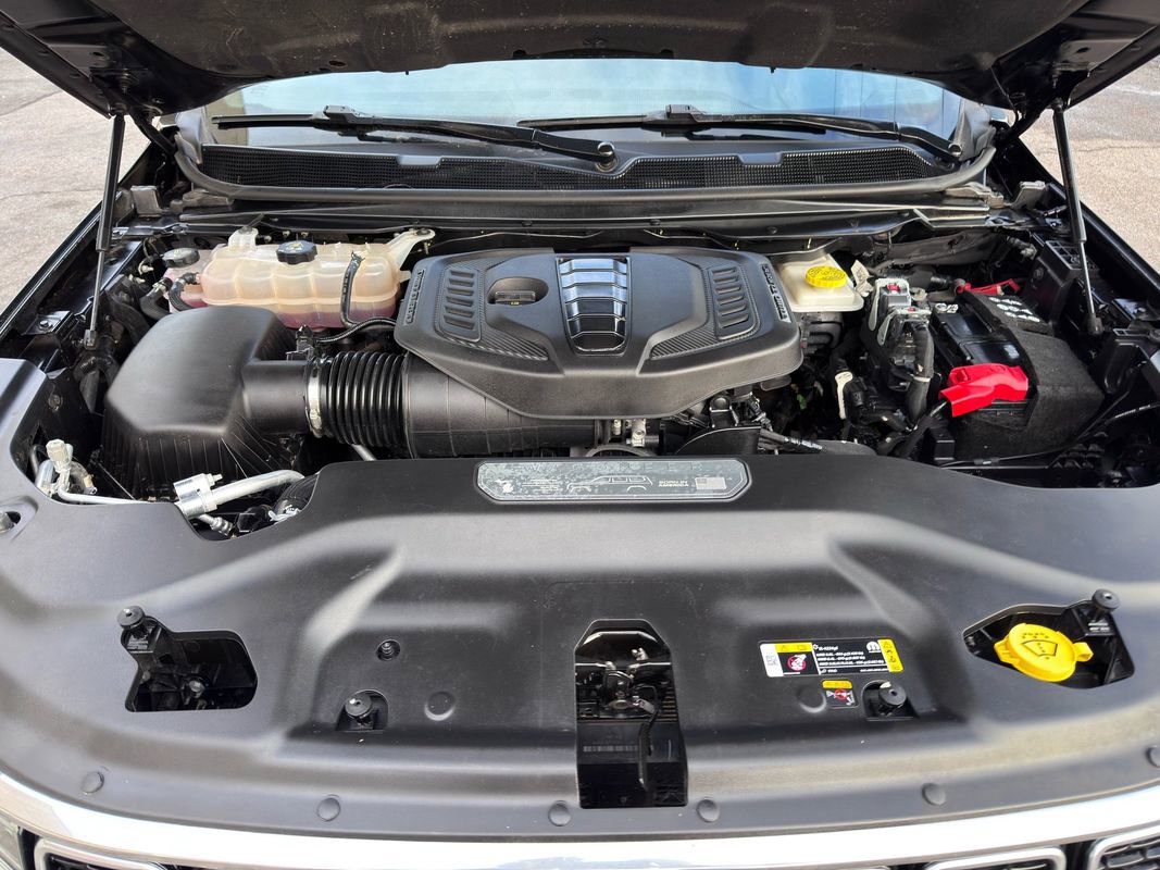 Used 2024 Jeep Wagoneer L Series II w/ Flexible Seating Group image 47