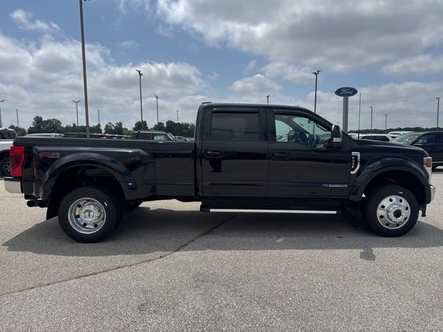 Used 2022 Ford F450 Lariat w/ FX4 Off-Road Package image 2