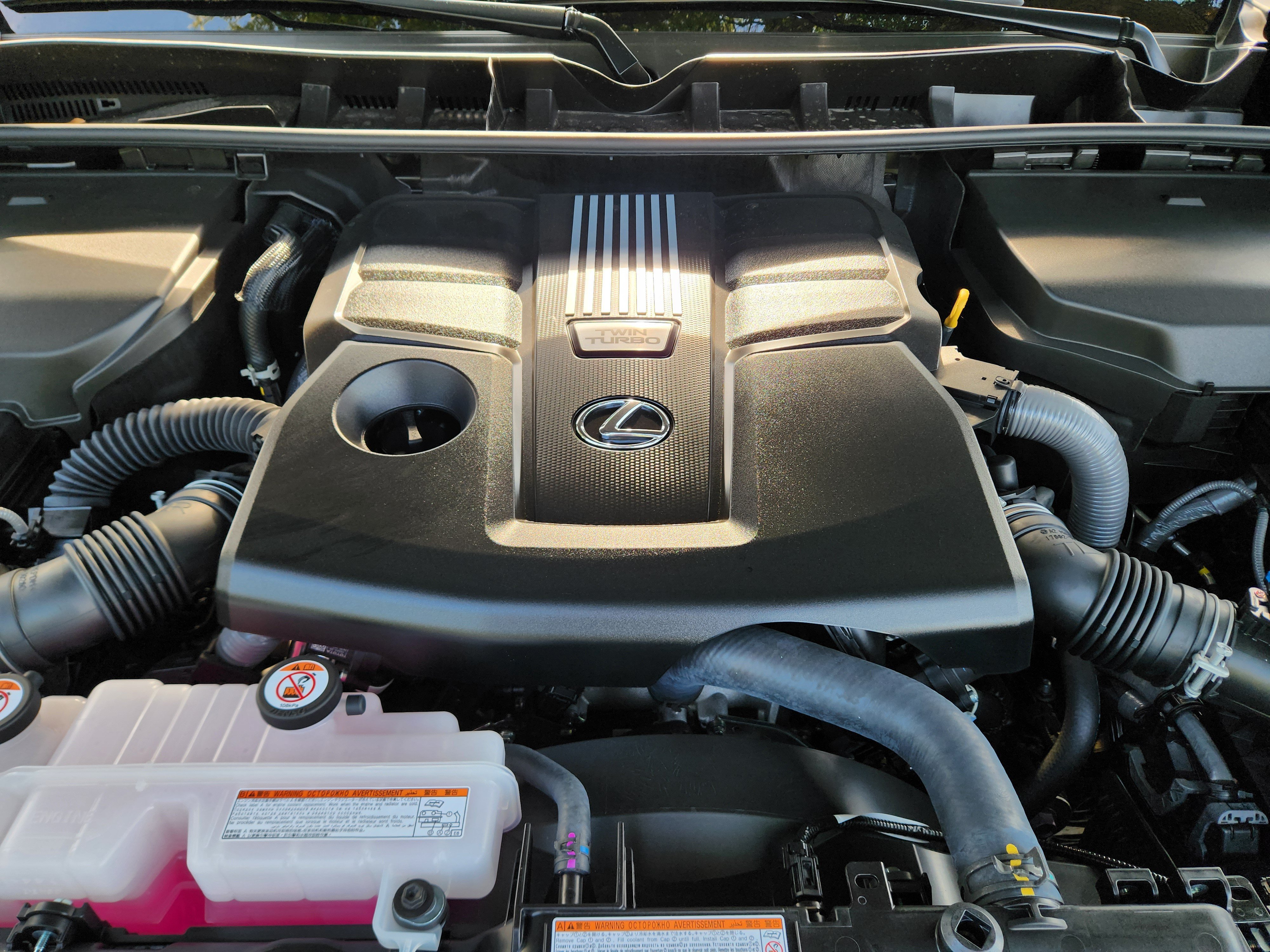 New 2026 Lexus LX 600 4WD w/ Luxury Package image 28